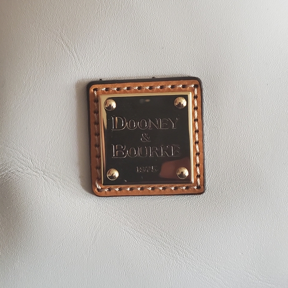 Dooney & BourkeSatchel